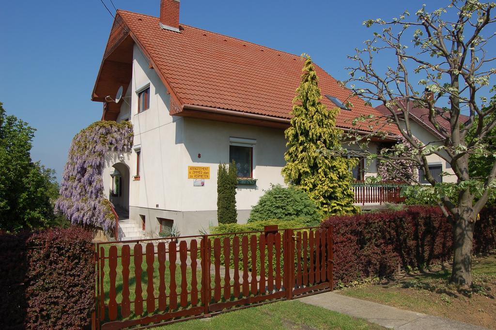 Szalai Vendeghaz Apartment แชร์สเซกโตไม ห้อง รูปภาพ